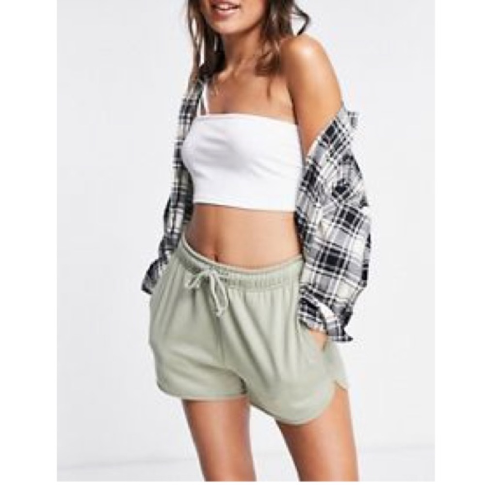 Topshop 90s jersey runner short in sage